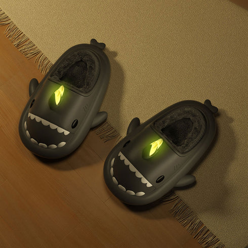 Sharkicks Basic - Winter Koi Dragon Heel-covered Shark Slippers